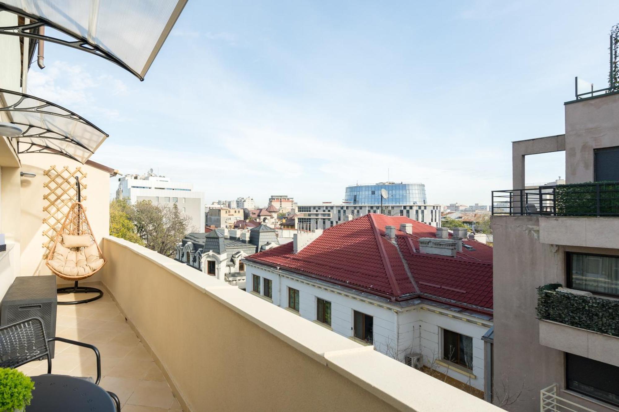 Urban Dream Studio With City Views & Comfort Bucharest Luaran gambar